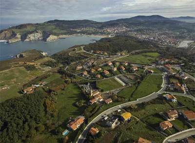 El PNV busca una salida a Barrika
