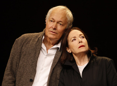 Michael Pennington y Natasha Parry, los actores de  Love is my sin,  que Peter Brook ha estrenado en España en Temporada Alta. rnFoto: Pascal Victor