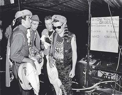 The Clash en gira por EE UU. En el  backstage  de un  show  compartido con David Johansen (The New York Dolls) y The Who
