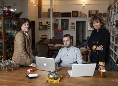 De izquierda a derecha, Helena Tatay, Alberto Lucas y María Manuel Stocker.