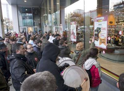 Huelga de trabajadores del comercio y la alimentación