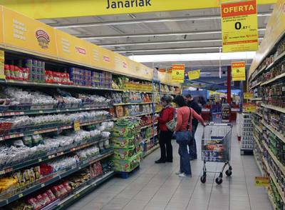Interior de un hipermercado de Eroski en Vizcaya.