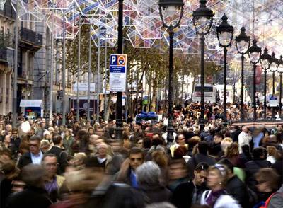 Más oteadores que compradores