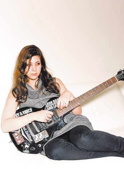  Aixa de la Cruz, escritora 