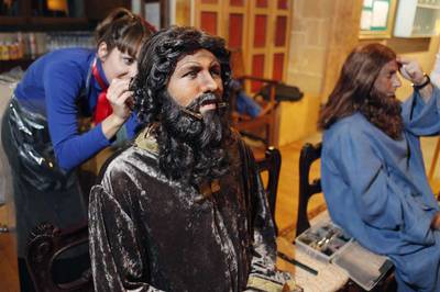 Los profetas se bajan del Pórtico de la Gloria