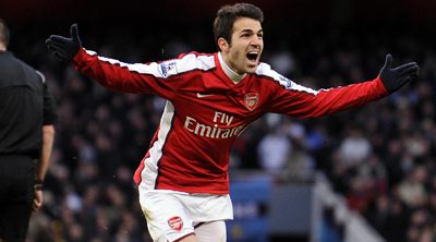 Cesc tumba al Aston Villa y se lesiona