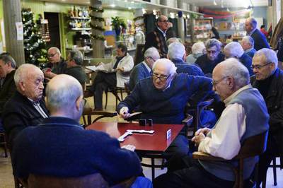 Con el dominó a otra parte