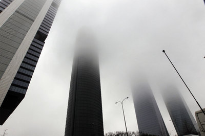 Ayer, niebla; hoy, viento