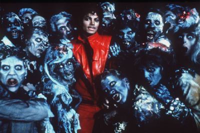 Michael Jackson, en un fotograma del videoclip  Thriller.    