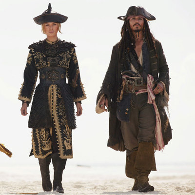 Kiera Knightley y Johnny Depp en una escena de  Piratas del Caribe 3.  