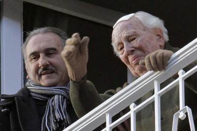 Los amigos arropan a Del Riego en su 97º cumpleaños