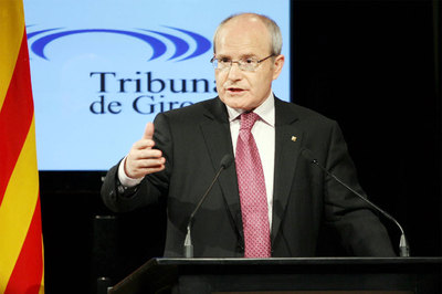 Montilla, ayer durante su conferencia en Girona.