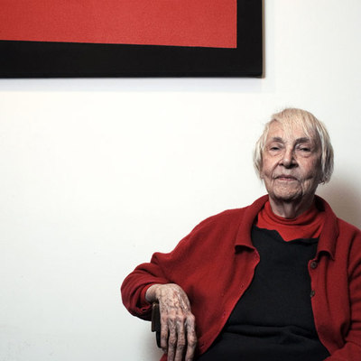  Carmen Herrera,   fotografiada en su casa neoyorquina en 2008.