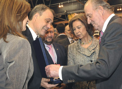 Una réplica del martillo que abrió la Porta Santa para los Reyes