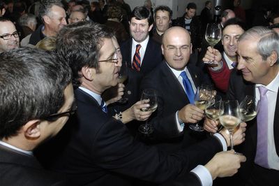 BRINDIS CON BALTAR BLANCO POR EL GALLEGUISMO