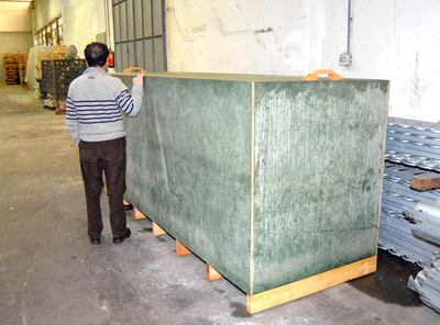 La estatua de Millán-Astray duerme en una caja