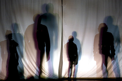 Ensayo de la obra  Scrooge, balada para actores y sombras , que se representará en Teatralia.