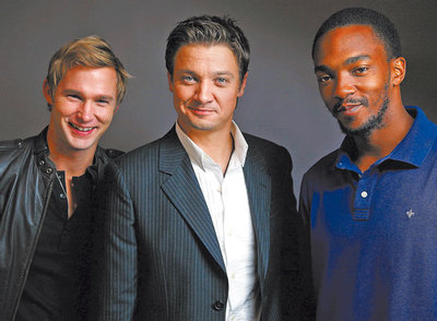 Los desconocidos Brian Geraghty, Jeremy Renner y Anthony Mackie, el trío protagonista de  En tierra hostil,  actores revelación de la temporada. 