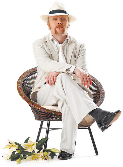  Luke Haines, el músico maldito que lleva a su niño a la guardería. 