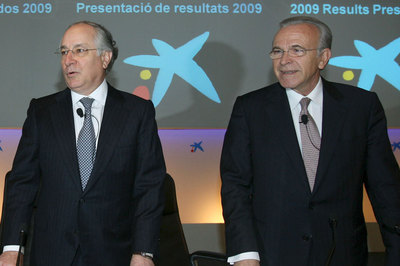 El presidente de La Caixa, Isidre Fainé (derecha), y el director general de la entidad, Juan María Nin, el pasado viernes en Barcelona.