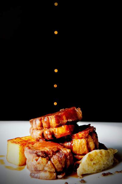 Cordero confitado con polenta