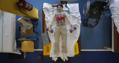 Bella Karapetyan, víctima de un accidente de tráfico, en tratamiento en el hospital de parapléjicos de Toledo.