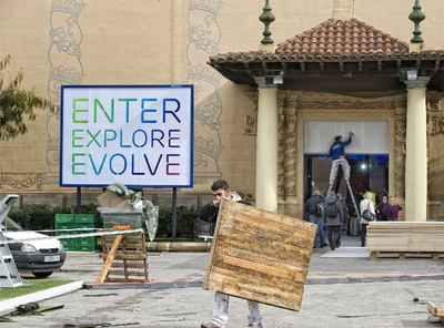 Últimos preparativos en el Congreso Mundial del Móvil de Barcelona.