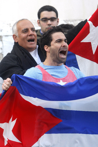 Protesta ante la Embajada cubana en Madrid