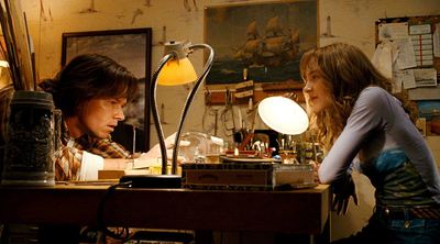 Mark Wahlberg y Saoirse Ronan, padre e hija en  The lovely bones. 