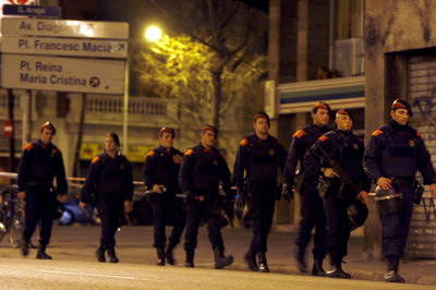 En busca de los asaltantes que hirieron a dos 'mossos'