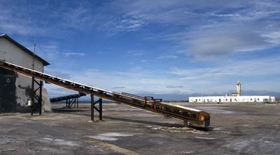 Una imagen tomada esta semana en la empresa salinera de Cabo de Gata, completamente vacía.