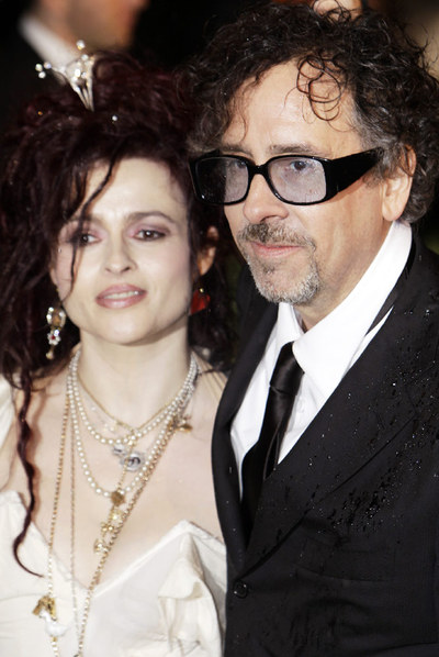 El matrimonio en el estreno de  Alicia en el país de las maravillas .