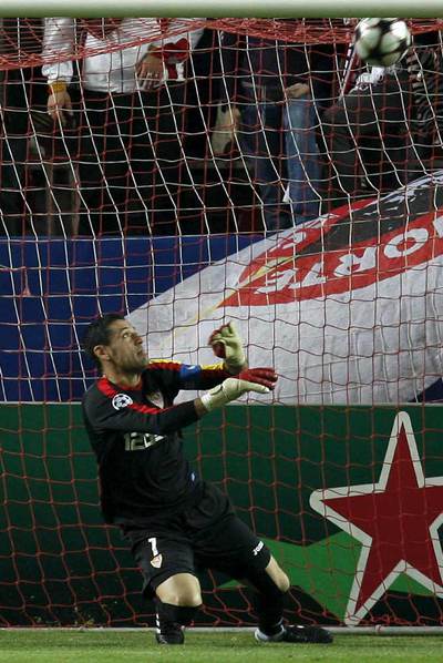 Palop falla en la acción del segundo gol del CSKA.