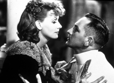 Greta Garbo y Fredric March en una imagen de la película  Anna Karenina,  dirigida por Clarence Brown en 1935.