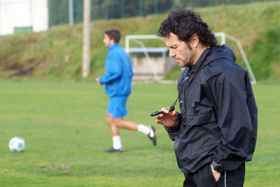 José Luis Mínguez,  Luisito,  entrenador del Racing de Ferrol, durante un entrenamiento.