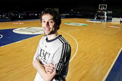 Sergio Llull, tras el entrenamiento de ayer del Madrid.