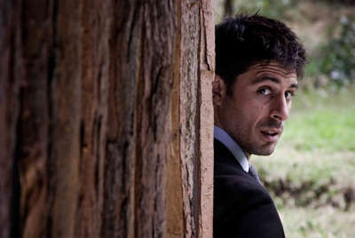 Hugo Silva todavía no ha estrenado  Karabudjan  (en la imagen, en un fotograma) y ya prepara  La princesa de Éboli. 