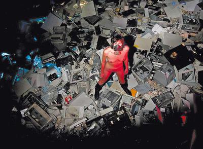  María Llopis: una flor imposible en el país de la técnica, que diría Walter Benjamin. 