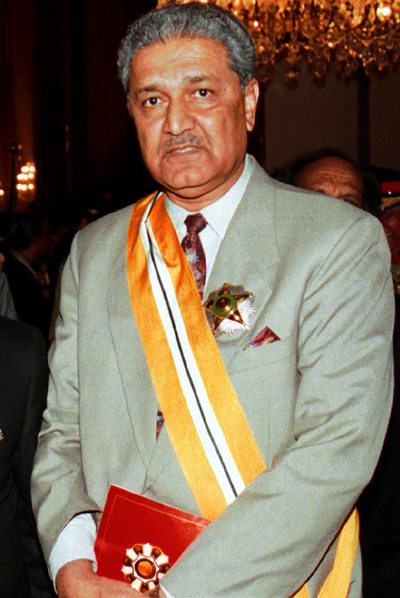 Abdul Qadir Jan, padre de la bomba atómica paquistaní