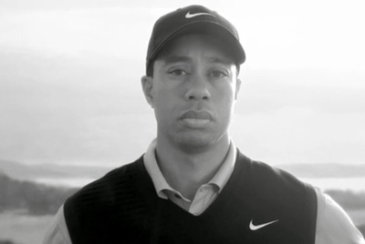 Una imagen del vídeo de Tiger Woods.