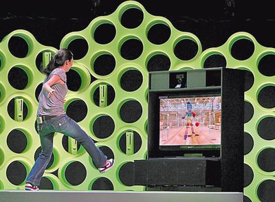  Natal, que se comercializará la próxima Navidad para Xbox, permite jugar sólo con los movimientos de tu cuerpo. 