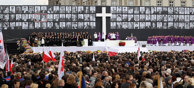 Un funeral multitudinario