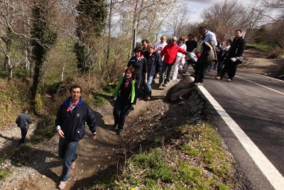 Siete kilómetros de peregrinación en vaqueros junto al séquito presidencial