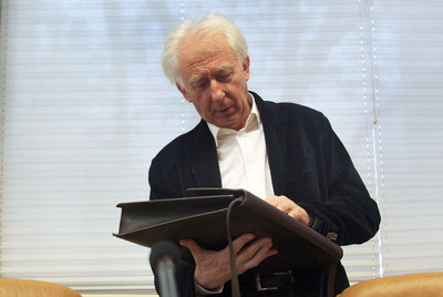Albert Boadella, antes de su comparecencia en la Asamblea de Madrid.