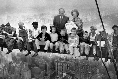 La familia real en un montaje realizado por internautas, incluido como ejemplo en el libro  La cámara de Pandora .