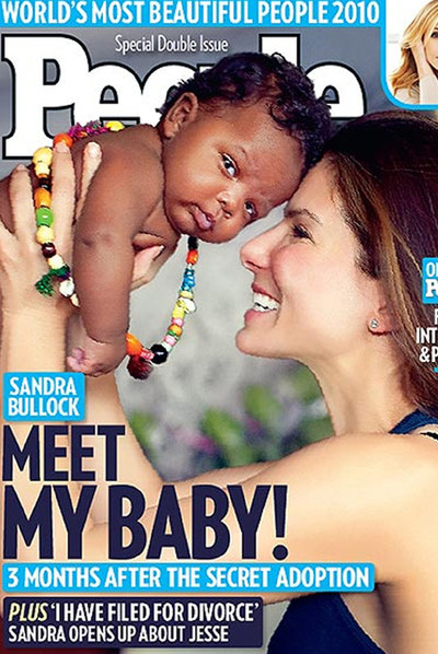 Sandra Bullock, con su hijo en la portada de  People. 