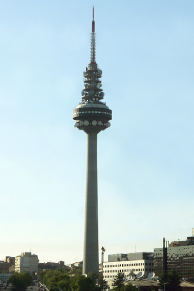  El Pirulí,  centro nodal de Abertis.