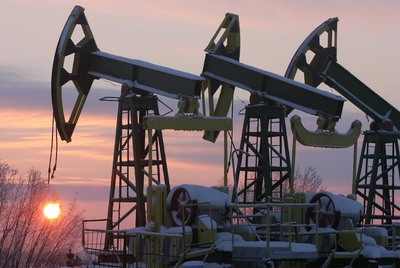 Pozos de petróleo en Mamontovskoye, en la región rusa de Siberia.