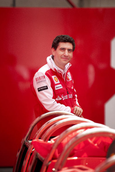 Andrea Stella, ingeniero de pista de Alonso.