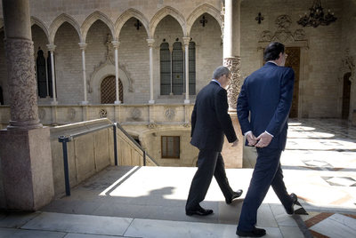 José Montilla (a la izquierda) y Mariano Rajoy, en el Palau de la Generalitat.